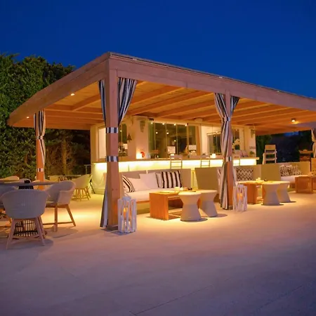 Sunset Villa