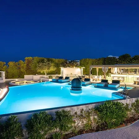 Sunset Villa