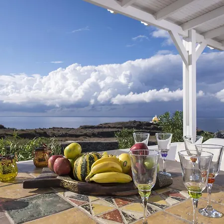 Sunset Villa Oia (Santorini)