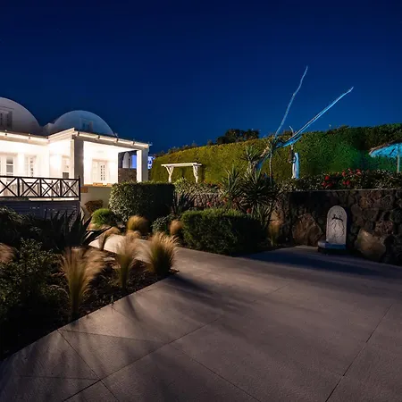 Sunset Villa *