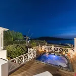 Sunset * Oia