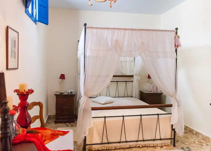 伊亚日落别墅酒店 *